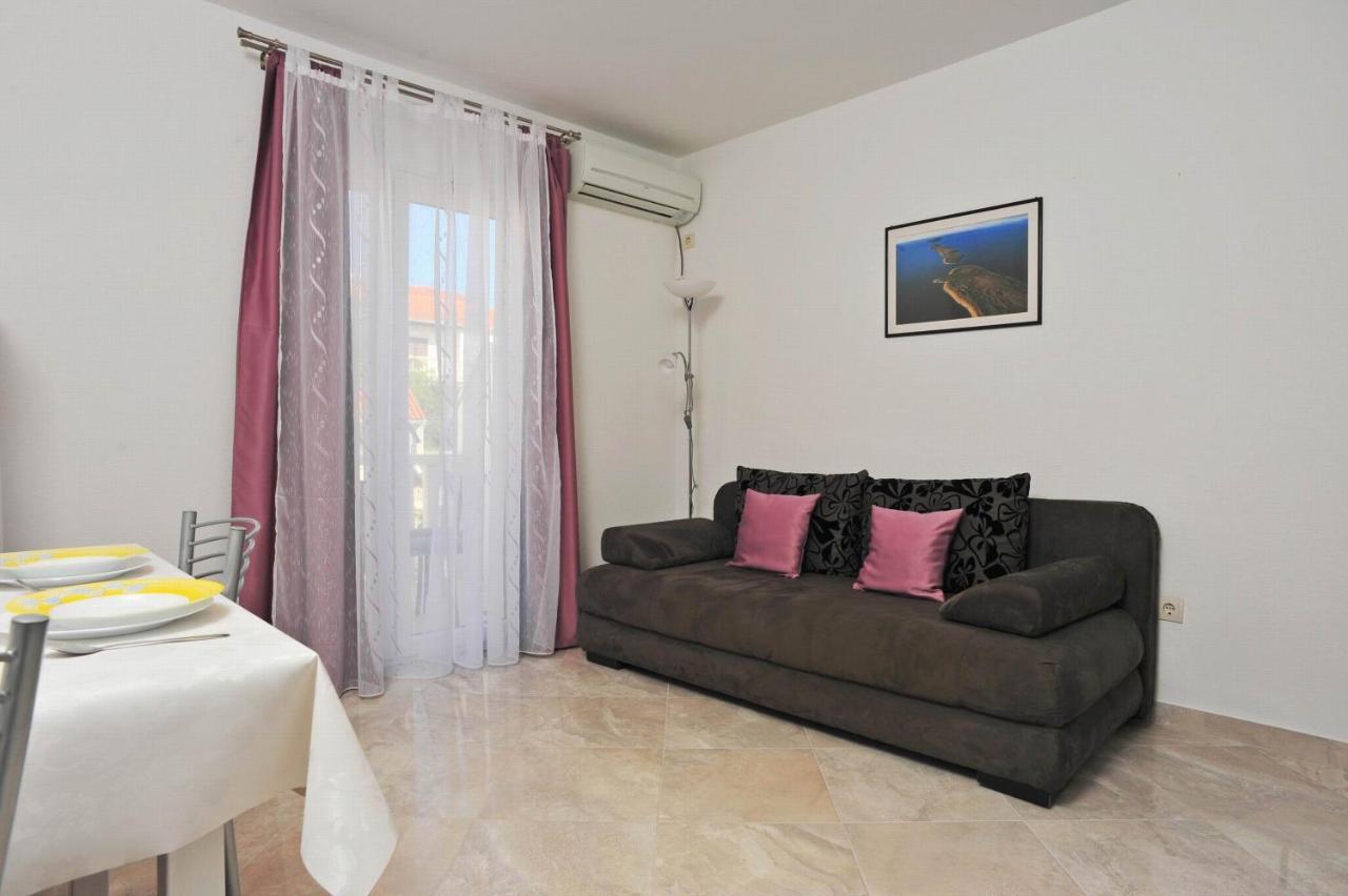 Apartments With A Parking Space Sutivan, Brac - 752 Екстер'єр фото