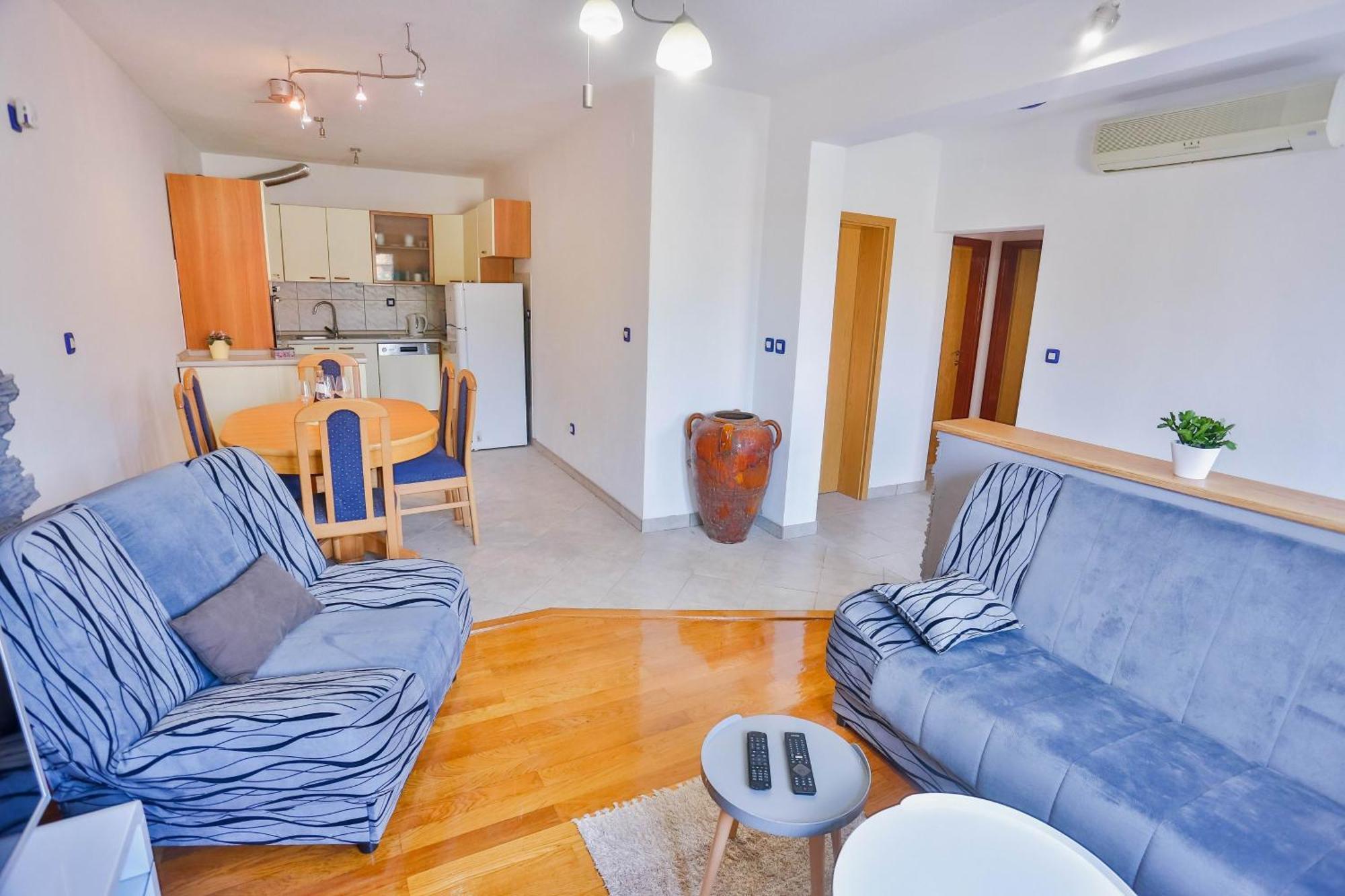 Apartments With A Parking Space Sutivan, Brac - 752 Номер фото